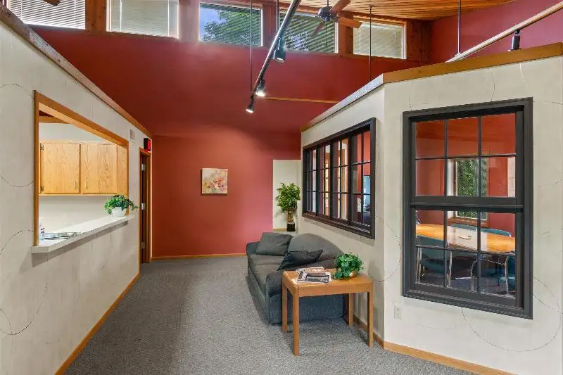 Standalone 3,300 Sf Commercial Building in Stanley Street Medical Arts Plaza, Stevens Point