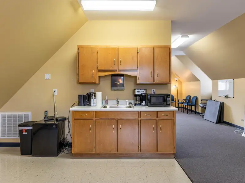 Medical Office Space for Lease in Cleveland, Tn – 12 Exam Rooms and Additional Features