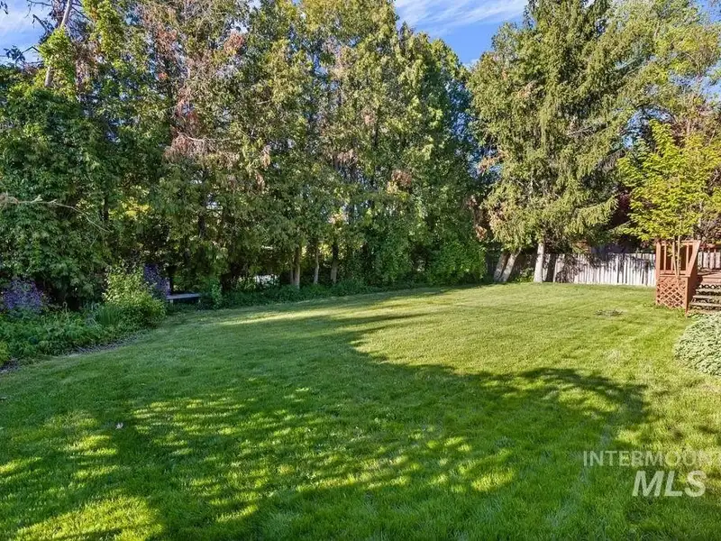 Unique Duplex and Bungalows in Boise Bench on over Half an Acre