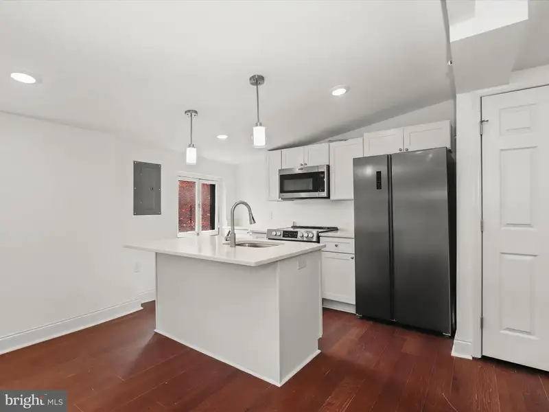 Fully Renovated Six-unit Property in Mount Vernon, Baltimore with Modern Finishes and Parking