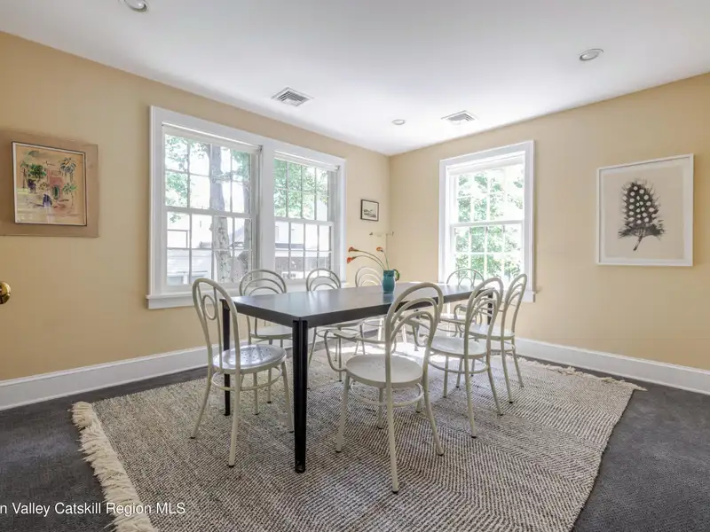 Historic Mixed-use Landmark in Kinderhook Village with Restaurant and Flexible Suites