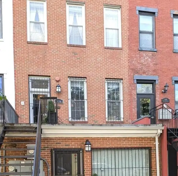 Ground Floor Retail Space for Lease in Logan Circle/shaw - 730 Sf