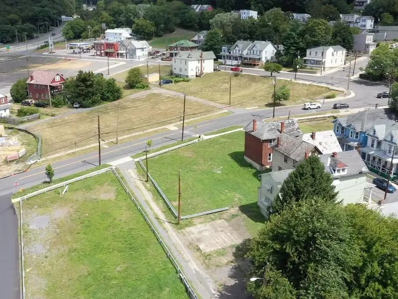 Prime Commercial Property Near I-68 and Successful Fast Food Locations in Cumberland, Md
