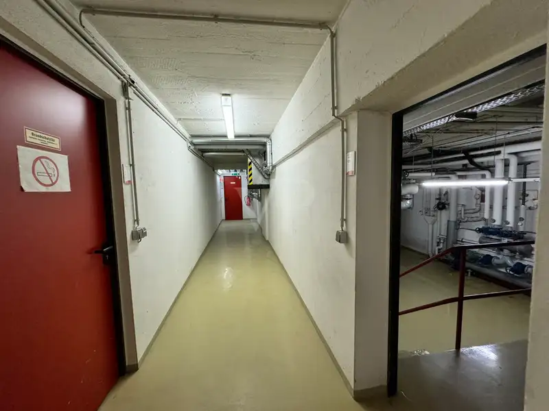 Investment Opportunity: Versatile Property in Nauwieser Viertel with 5,567 M² Potential