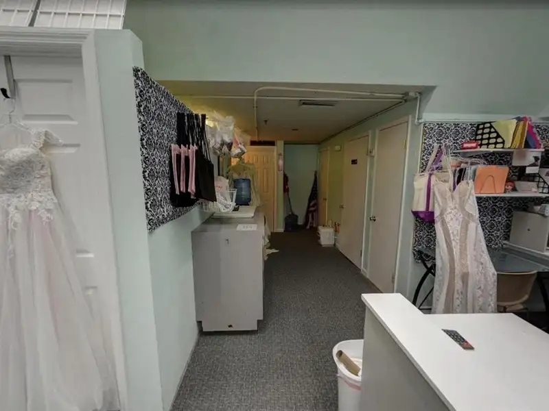 Retail Suite for Sale in Thornebrook Village, Gainesville - 1,699 Sf with Income Opportunity