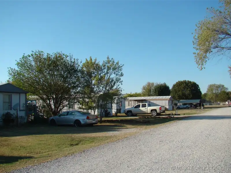 Mobile Home Community in Stoneridge Addition, 22.5 Acres with Rental Opportunities