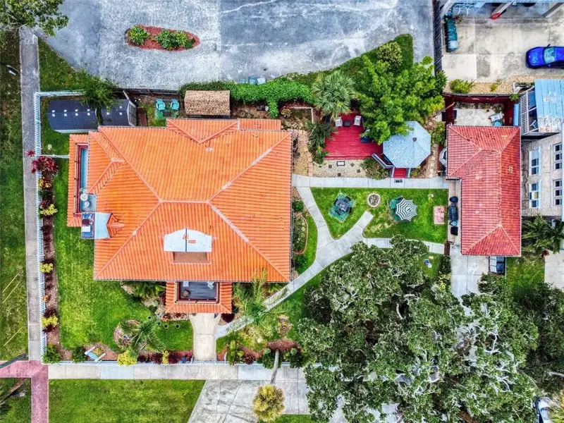 Historic Home and Turnkey Bed & Breakfast in Downtown Daytona Beach