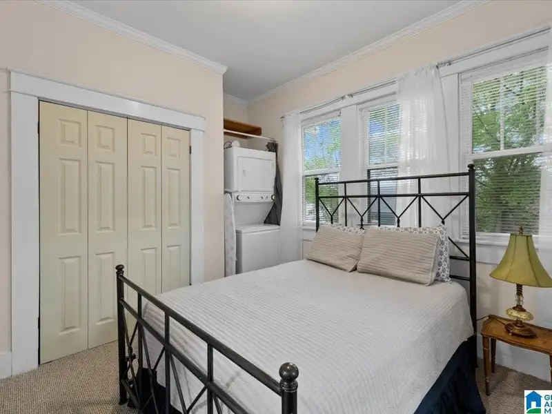 Renovated B-3 Zoned Home in High Traffic Area, Ideal for Air B&b or Event Rentals