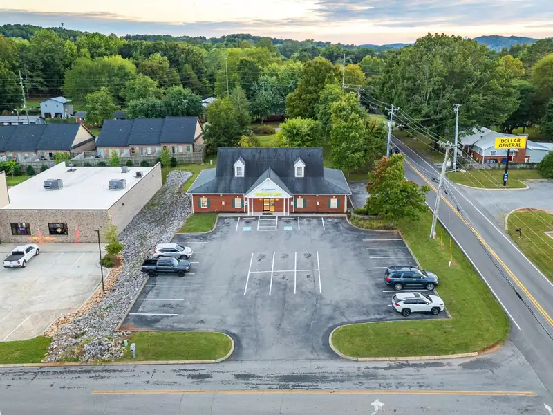 Medical Office Space for Lease in Cleveland, Tn – 12 Exam Rooms and Additional Features