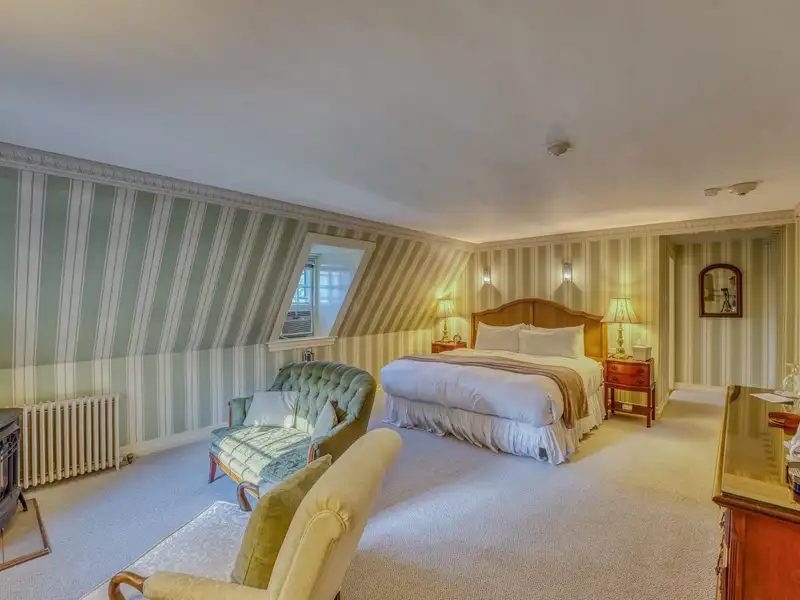Historic Adair Estate on 182+ Acres with Panoramic Mountain Views in New Hampshire
