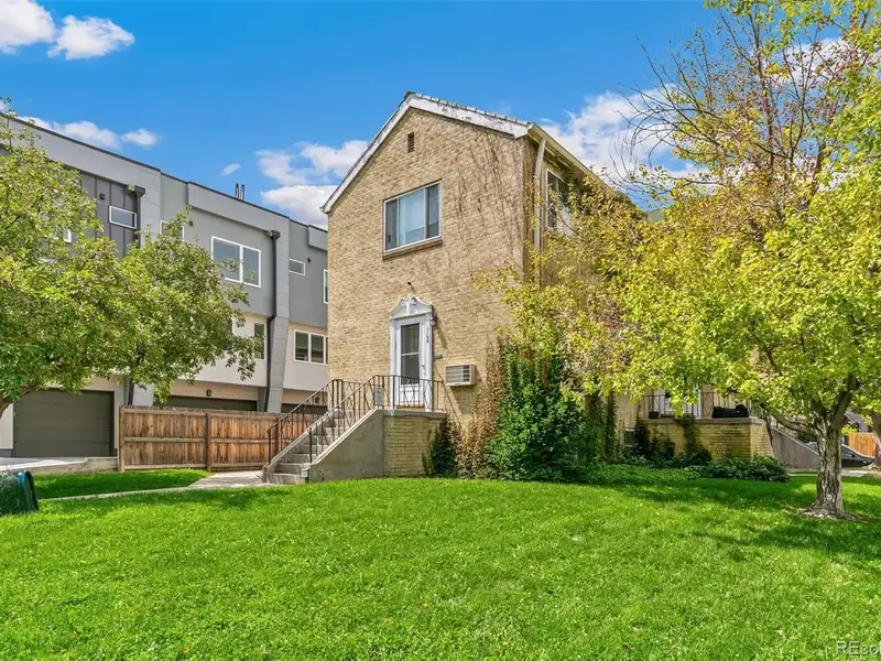 Investment Opportunity: 6-unit Property Near Rose Medical Center and 9th/colorado District