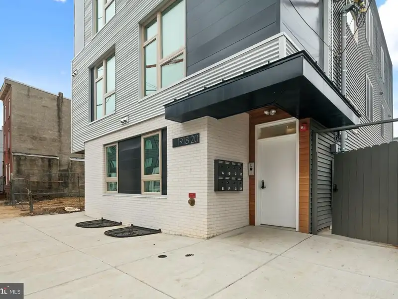 Fully Occupied 22-unit Portfolio in East Kensington, $4.5m with Tax Abatement