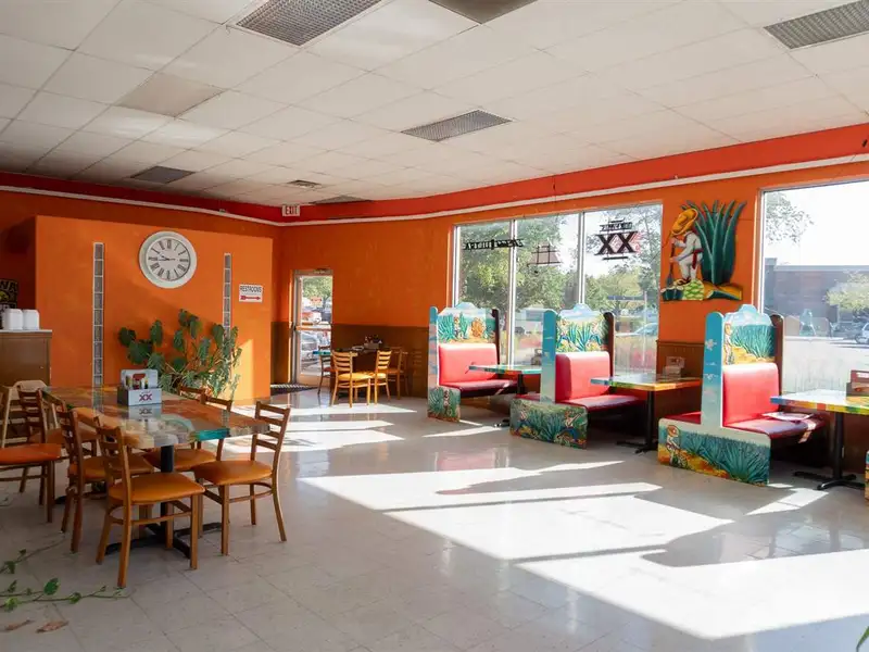 Turn-key Restaurant Space for Lease in High-traffic Area with Ample Parking