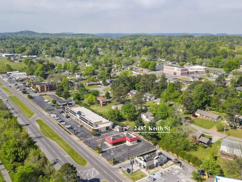 Prime Commercial Restaurant Space in High-traffic Location, 2915 Sq. Ft.