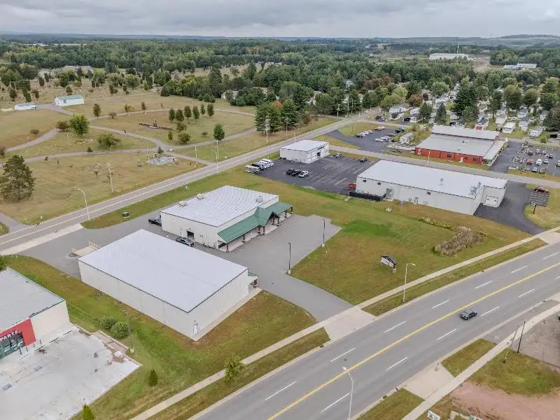 Prime Retail and Warehouse Buildings for Sale on Main St with High Traffic Counts