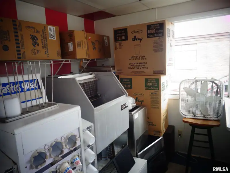 Established Eatery for Sale Near Pekin with Covered Patio and Equipment Included