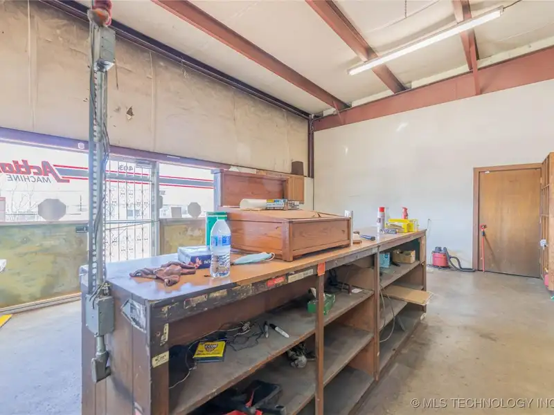 Versatile Former Machine Shop in Prime Downtown Sand Springs Location
