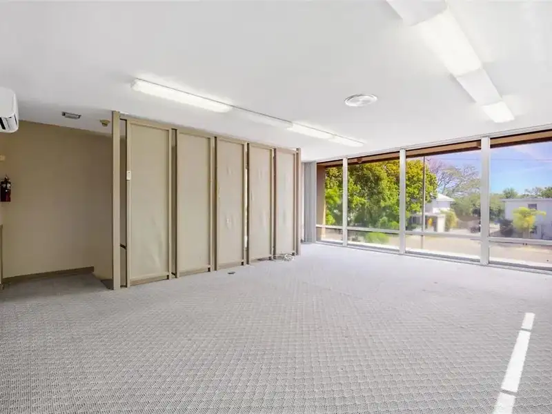 High Visibility Retail/office Building in Downtown St. Petersburg - Renovate or Rebuild Opportunity