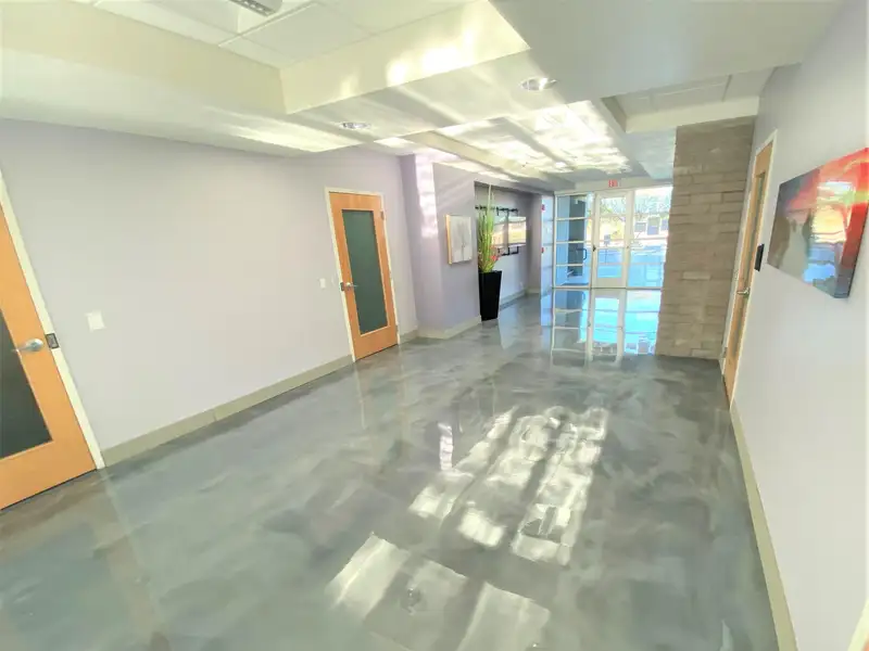Modern Commercial Suites Near Ft Huachuca with Mountain Views and Ample Parking