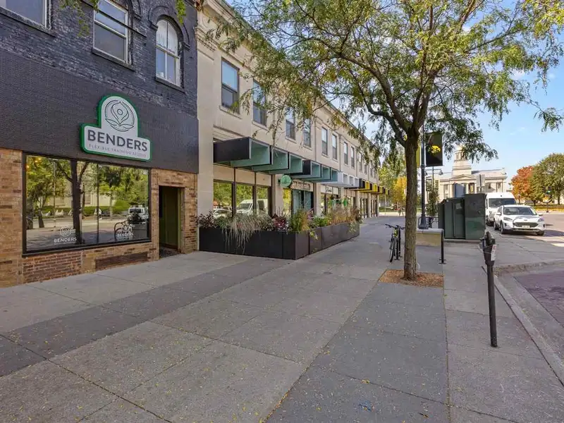 Turn-key Commercial Space for Lease in Downtown Iowa City, 1,900 Sf with Hood and Coolers