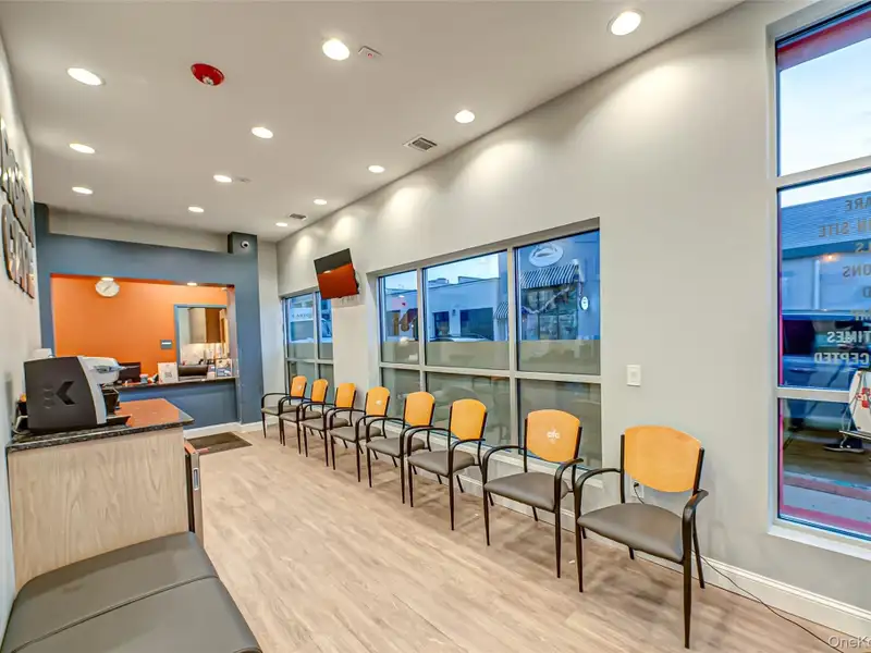 Brand-new Medical Building in Prime Location with State-of-the-art Facilities