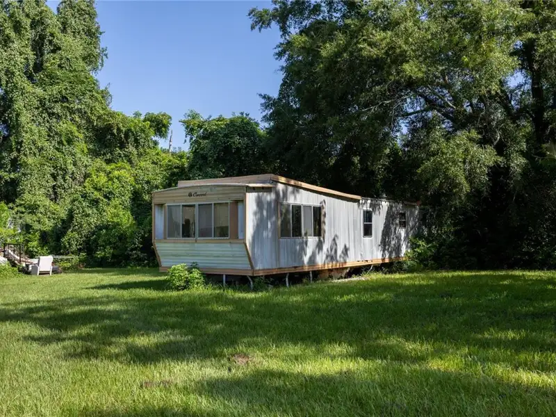 15-unit Manufactured Home Park Near Santa Fe River, High Springs, Fl