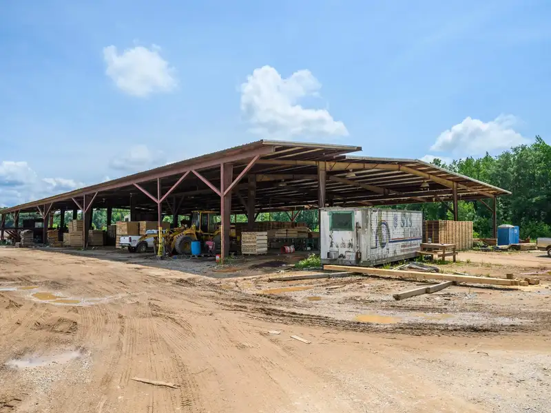 Turnkey Commercial Sawmill and Pallet Company on 40 Acres in Prime Industrial Location