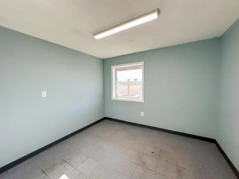 Versatile Commercial Property on Highway 25 N, Corbin with Showroom and Office Spaces