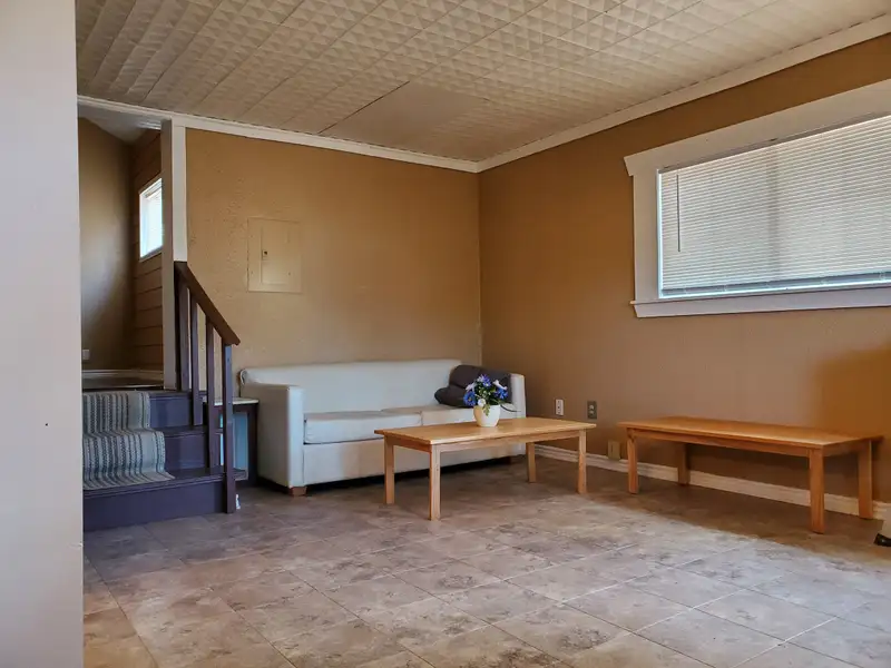 Income-producing Duplex in Ingram, Tx with Positive Cash Flow and Privacy Fencing