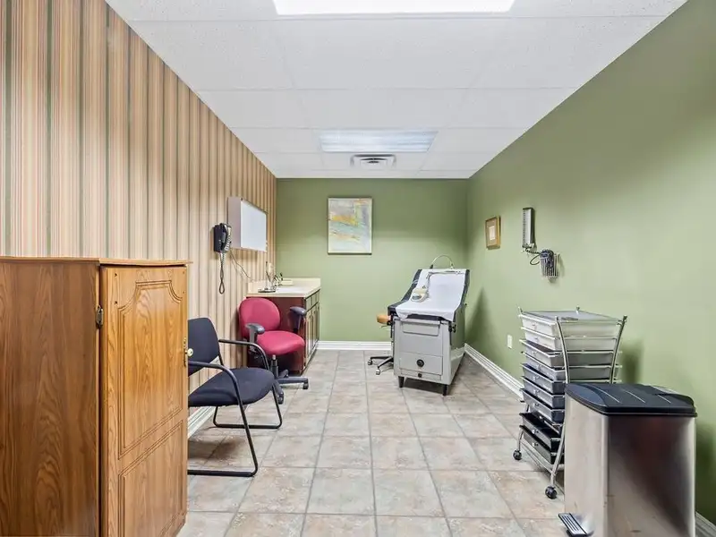 Versatile 2,752 Sq Ft Office Building in Central Rogers with Five Private Offices