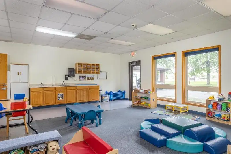15,000 Sf Versatile Former Day Care on 2.47 Acres with Multiple Classrooms and Amenities