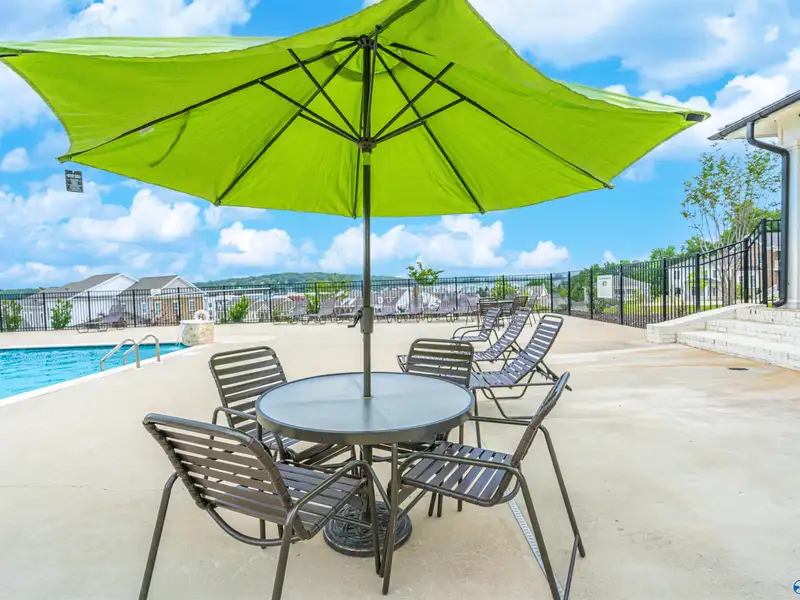 Live/work Townhome with Flex Space, Gourmet Kitchen, and 2-car Garage in Prime Location