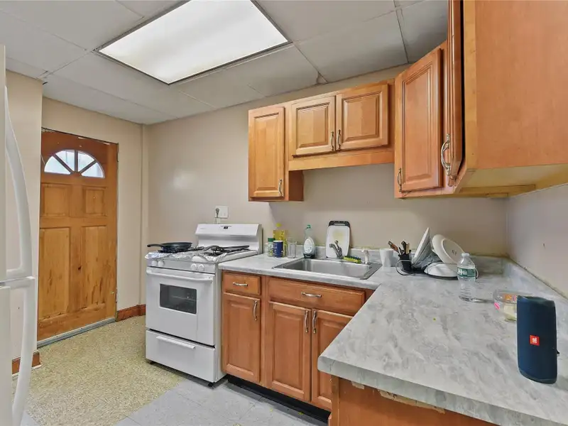Mixed-use Property with Office, Garage, and Fully Rented Apartments in Middletown