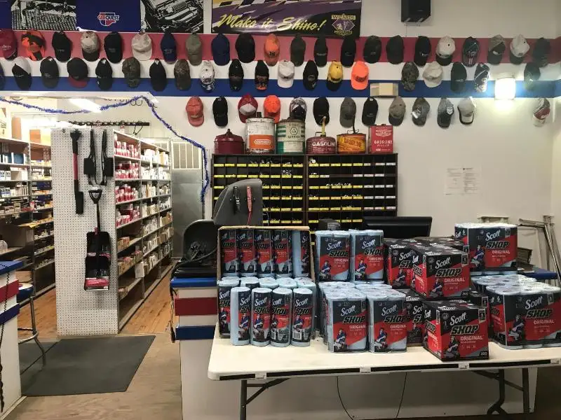 Prime Auto Parts Store with Excellent Location on High Traffic State Hwy 13 and 182