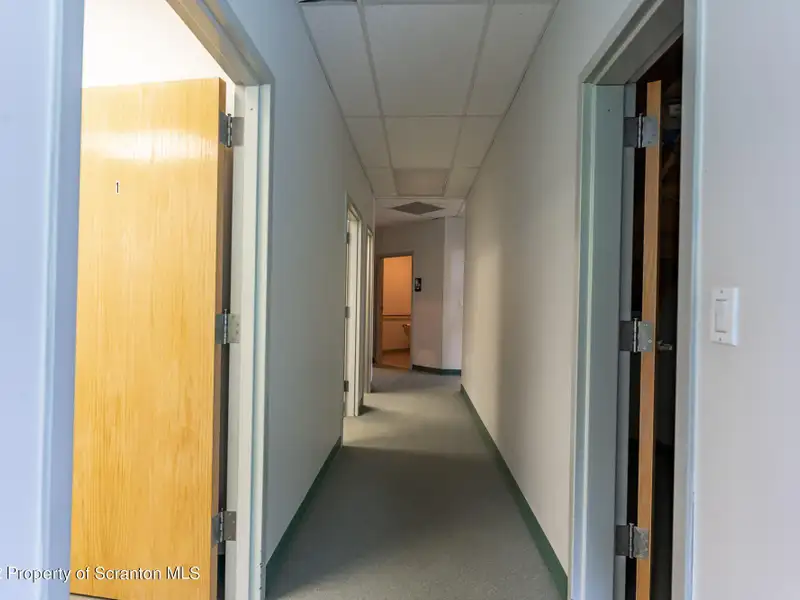 Commercial Lease Opportunity in High Traffic Location, Clarks Summit
