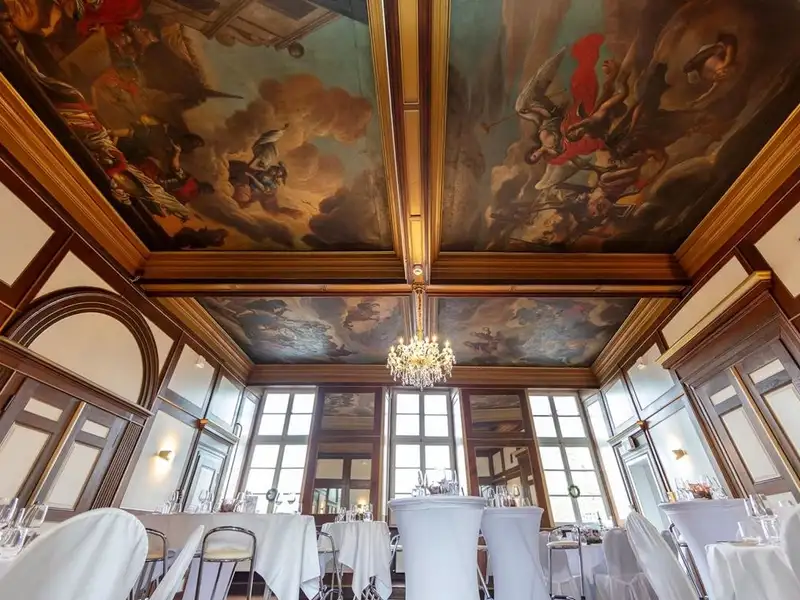 Crassenstein Castle: Historic Property in Münsterland, Ideal for Boutique Hotel or Bed & Breakfast