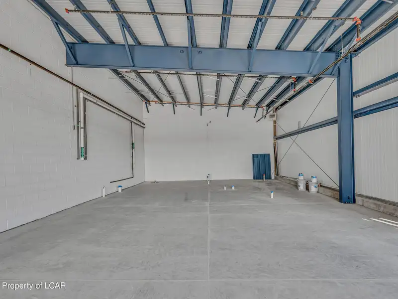 16,000 Sq Ft Hangar for Sale or Lease at Hazleton Regional Airport