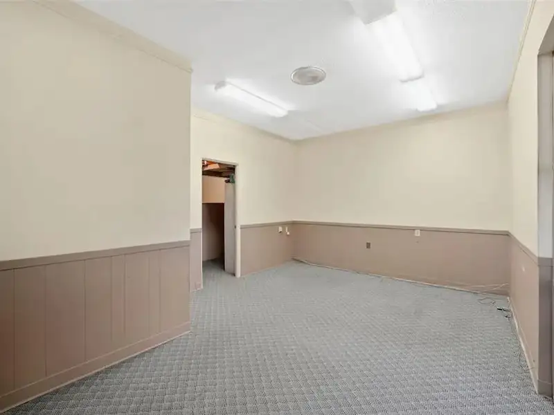 High Visibility Retail/office Building in Downtown St. Petersburg - Renovate or Rebuild Opportunity