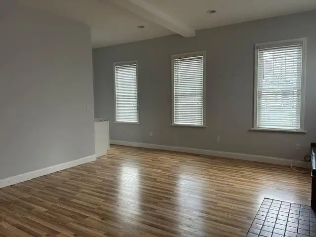 Versatile 750 Sq Ft Office Suite in Prime Village of Walden Location