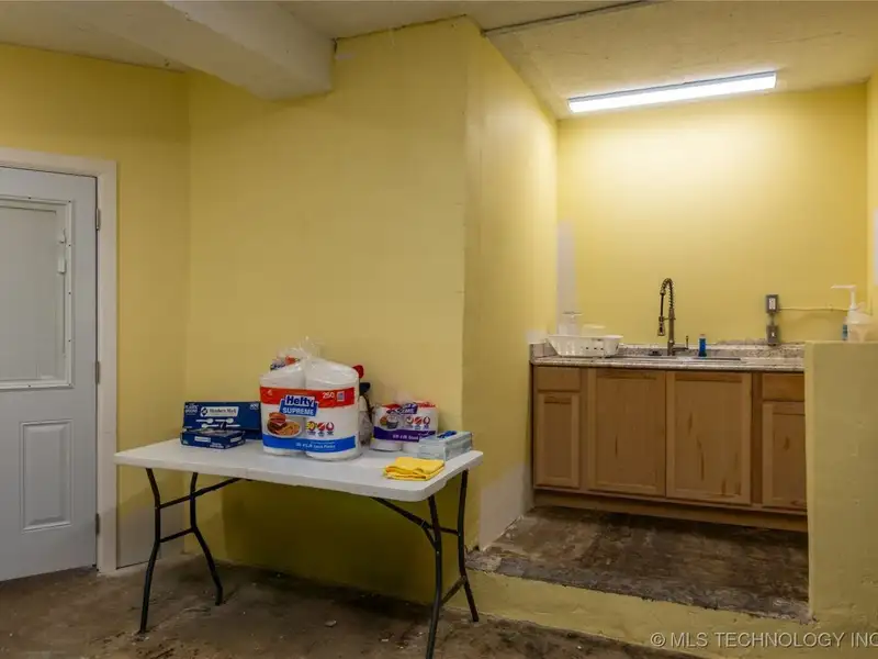 Versatile 5200+ Sf Commercial Property with Walk-out Basement in Prime Location