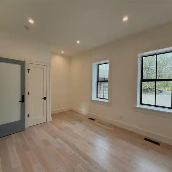 Commercial Lease