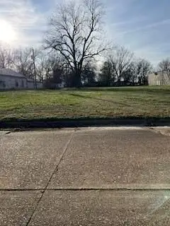 Large Steel Warehouse with Office and Residential Space, Potential for Subdivision