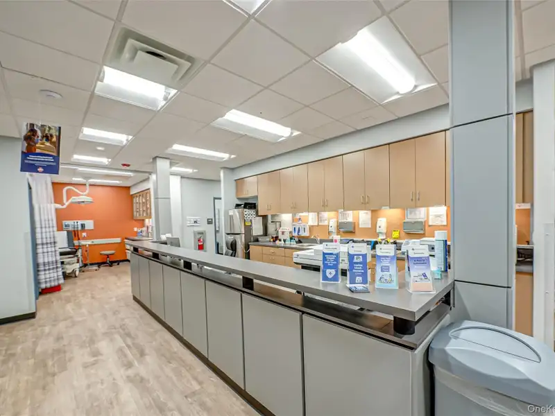 Brand-new Medical Building in Prime Location with State-of-the-art Facilities