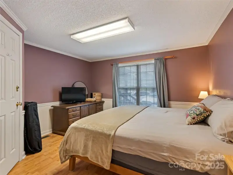 Versatile Commercial/residential Property on Hwy 209 with Ample Parking and Accessibility Features