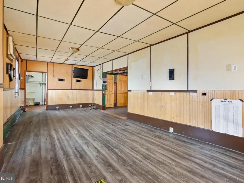 Standalone Commercial Building with Apartment on Macdade Boulevard