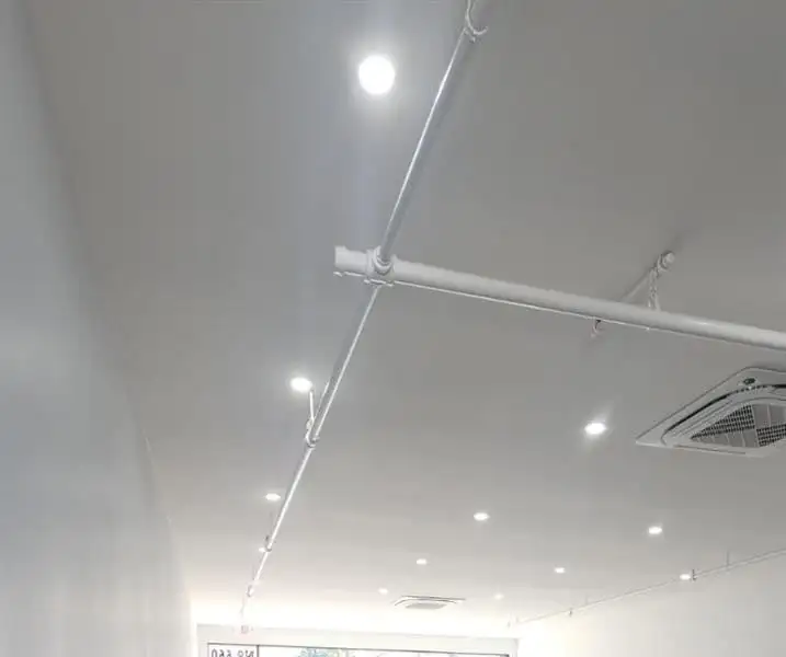 Retail Space for Lease - 1,400 Sq. Ft. with Basement in Prime Location
