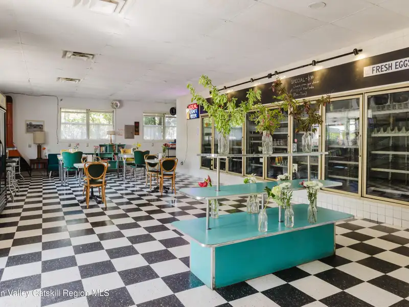 Mixed-use Commercial Property with Vintage Diner and Deli in Elizaville, Hudson Valley