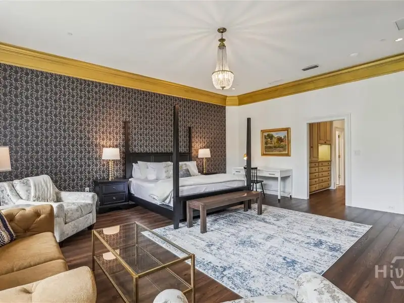 Turnkey Commercial Zoning Condos with Stvr Permits in Prime Savannah Landmark District