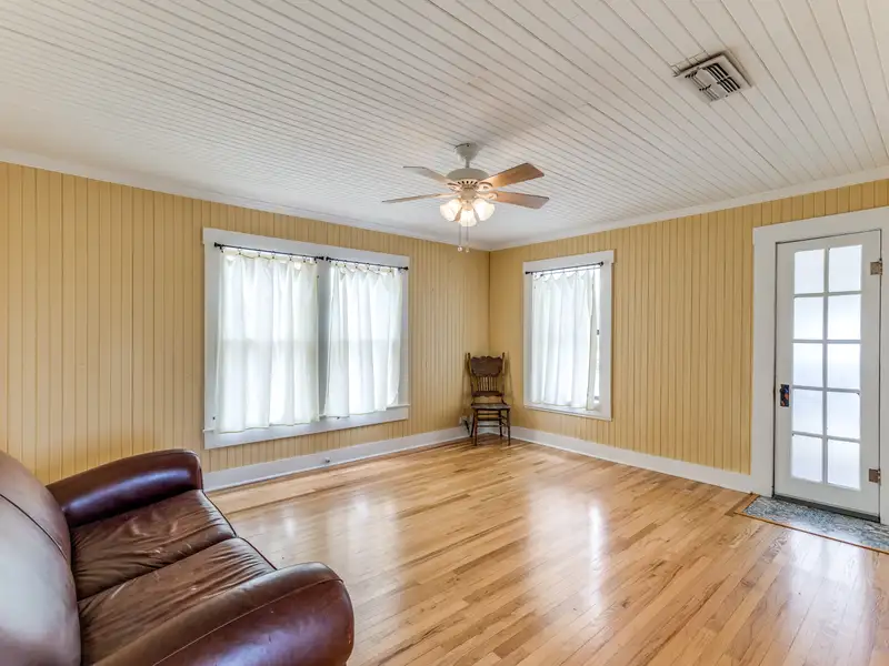Historic Two-story Commercial Building with Garage Loft Apartment in Prime Location