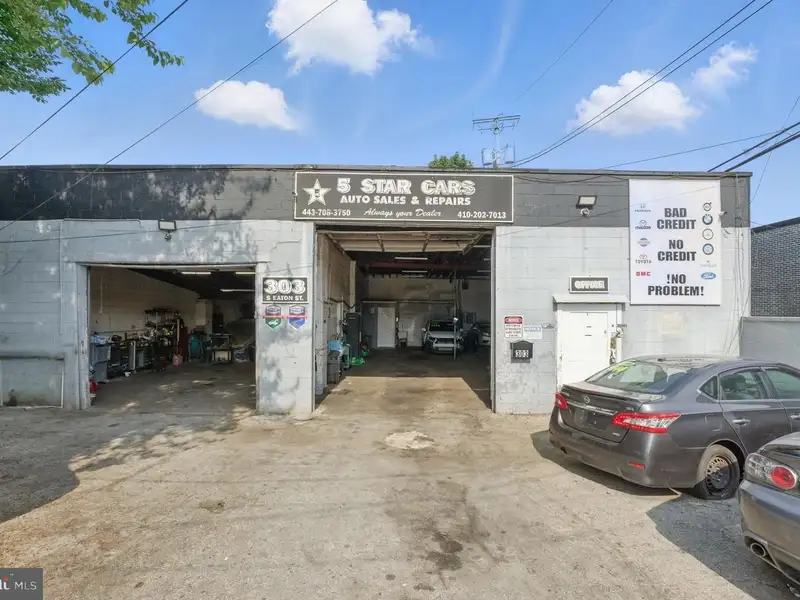Established Auto Business and Commercial Property in Highlandtown with Turnkey Setup